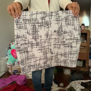 Forever 21 white skirt